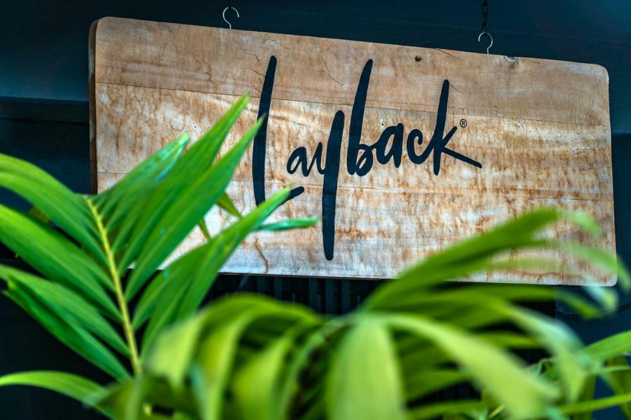 Layback Boutique Surf & Yoga Camp Sri Lanka Vandrarhem Weligama Exteriör bild